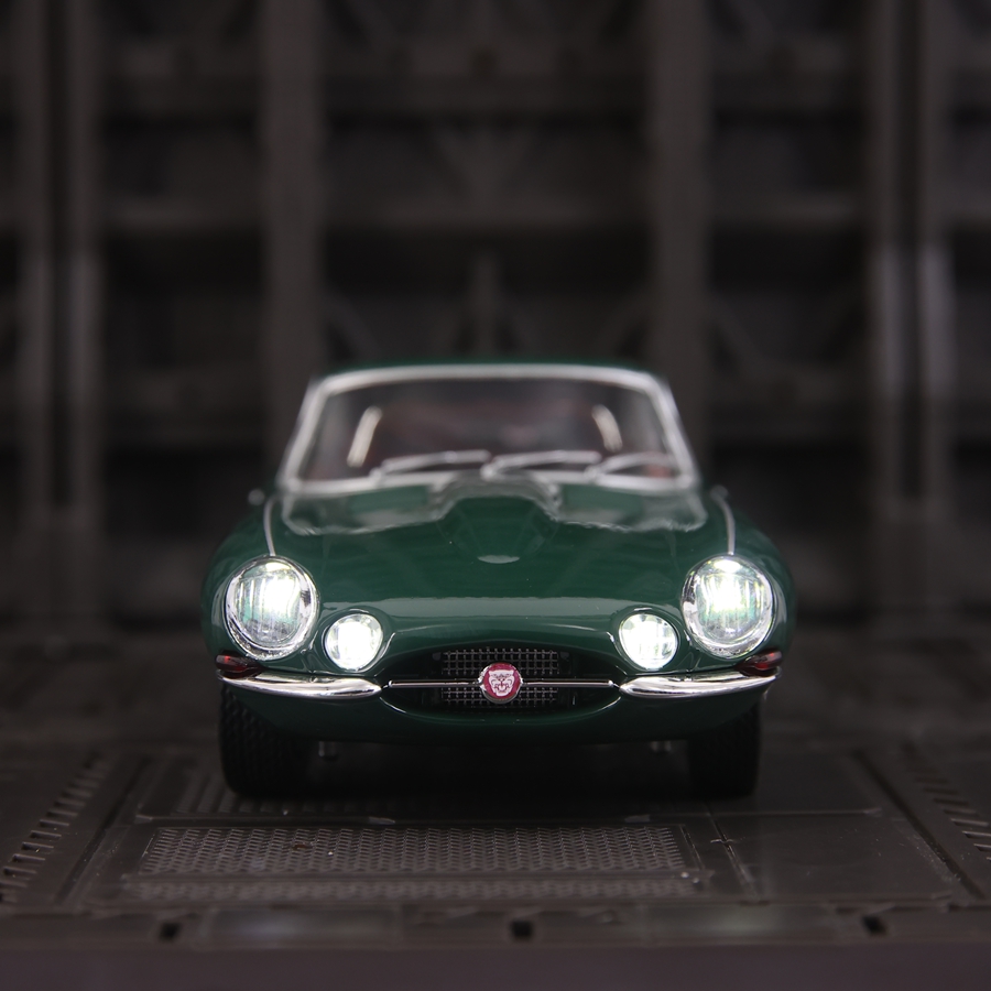 1: 24 ölçekli simülasyon Jagua - Car Care incelemesi ve fiyatı